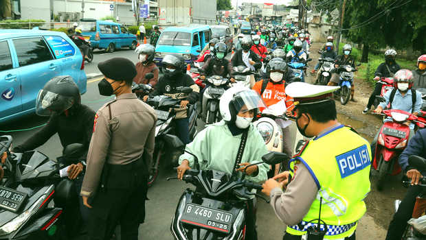 PPKM Diperpanjang, Mendagri Jamin tak ada Larangan UMKM Berjualan